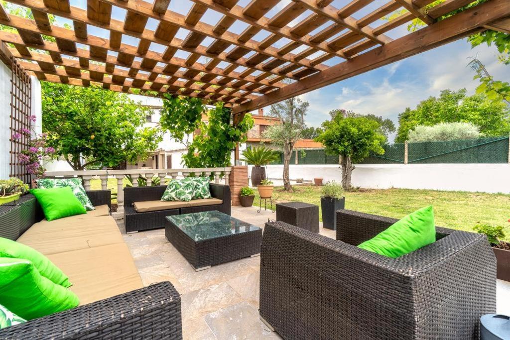 Newly Renovated Large Villa With Garden Castellón de Ampurias Exterior foto